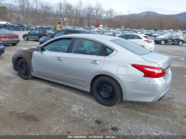 Nissan Altima 2.5 S 2017 1N4AL3APXHN354881 Image 3