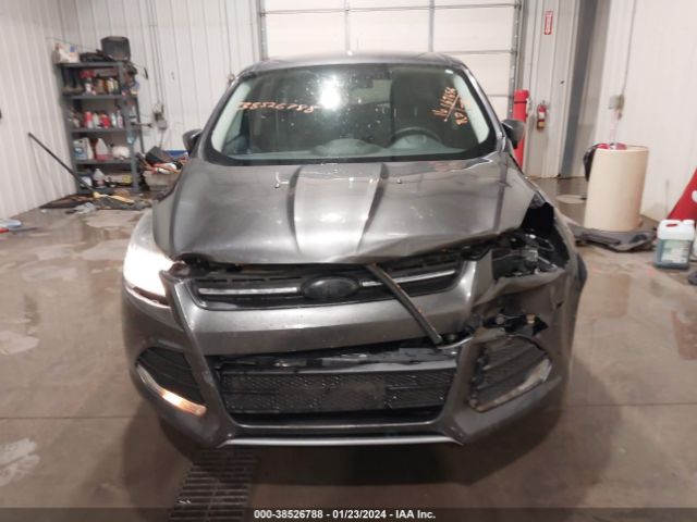 1FMCU9G9XGUA11483 Ford ESCAPE SE