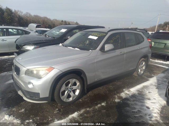 BMW X1 Sdrive28i 2015 WBAVM1C57FVW58849 Image 2