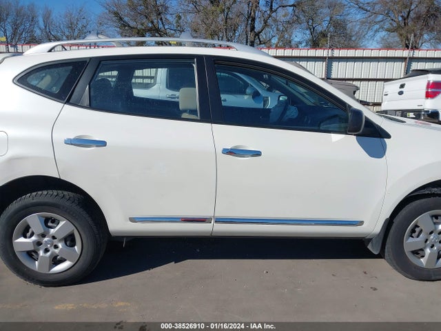 2015 NISSAN ROGUE SELECT S VIN: JN8AS5MT4FW654672