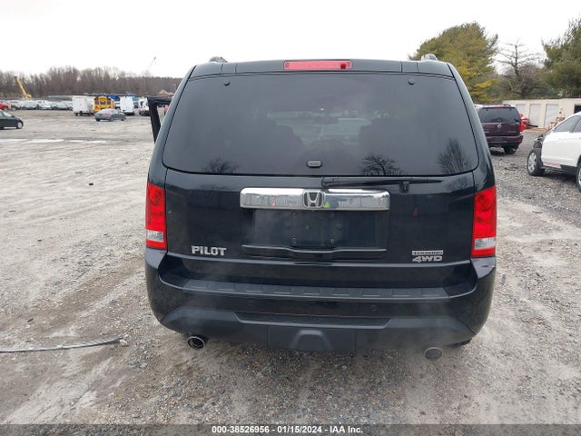 Honda Pilot Touring 2015 5FNYF4H90FB018133 Image 16