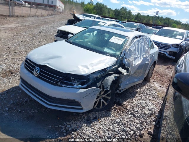 3VWDB7AJ5HM324353 Volkswagen Jetta 1.4t Se