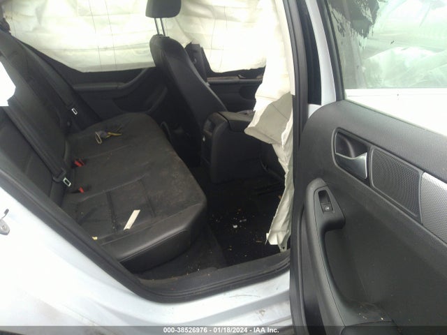 3VWDB7AJ5HM324353 Volkswagen Jetta 1.4t Se