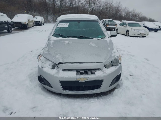 Chevrolet Sonic Lt Auto 2014 1G1JC6SGXE4104920 Image 12