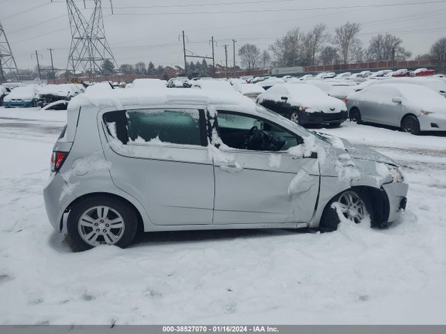 Chevrolet Sonic Lt Auto 2014 1G1JC6SGXE4104920 Image 13