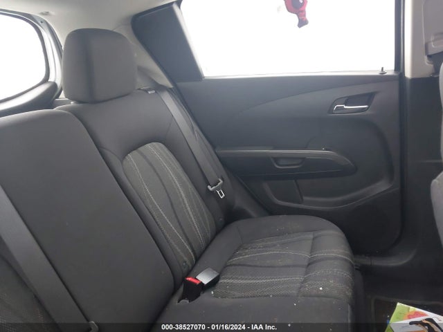 Chevrolet Sonic Lt Auto 2014 1G1JC6SGXE4104920 Image 8