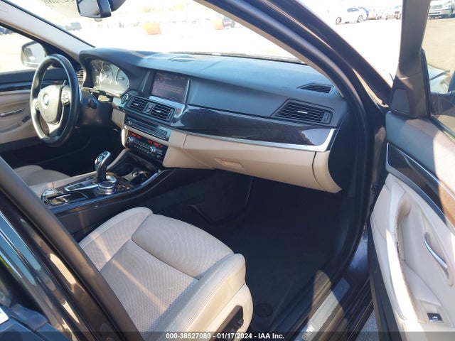 BMW 535i 2016 WBA5B1C5XGG129147 Image 5