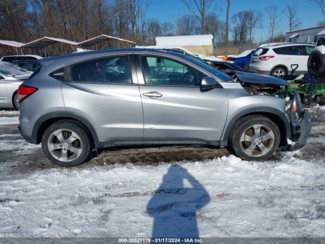 3CZRU6H32JG708464 Honda HR-V LX
