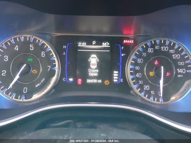 Chrysler 200 Limited 2015 1C3CCCABXFN580007 Image 7