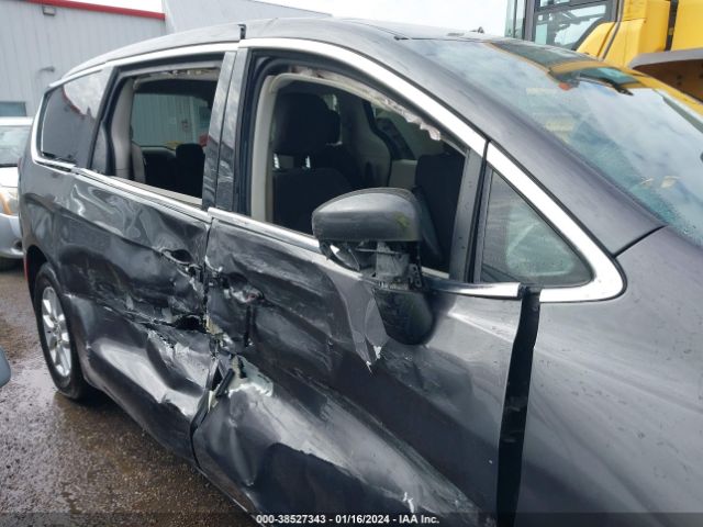 2C4RC1DG5HR720181 Chrysler Pacifica Touring