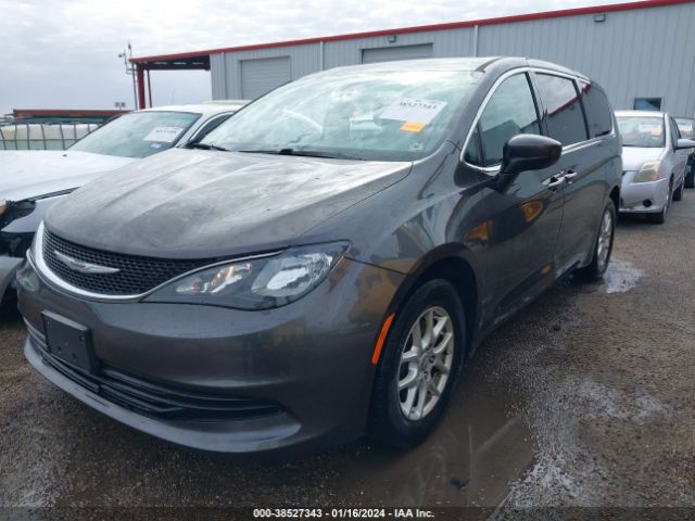 2C4RC1DG5HR720181 Chrysler Pacifica Touring