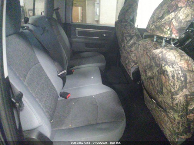 2019 RAM 1500 CLASSIC 1C6RR7LT5KS570909 Photo 7