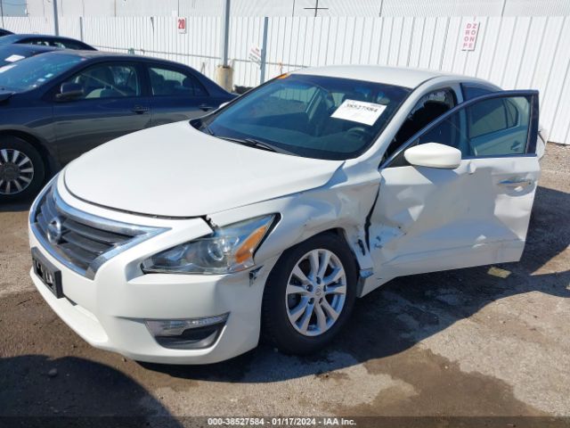 Nissan Altima 2.5 S 2014 1N4AL3AP1EN225438 Image 2