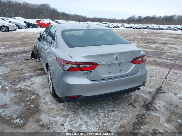 Toyota CAMRY LE 2021 4T1C11AK2MU463753 Image 3