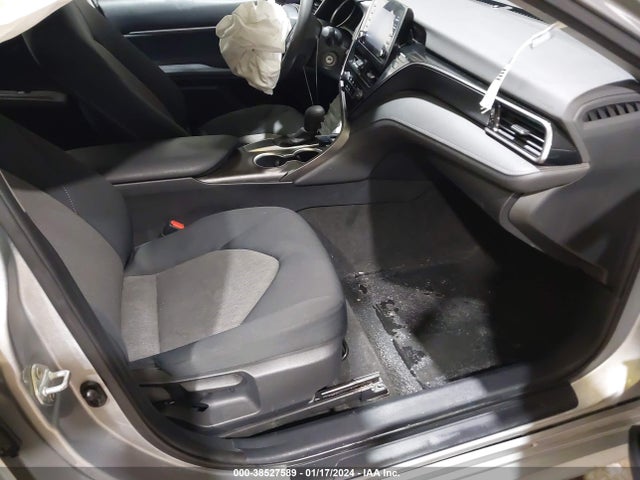 Toyota CAMRY LE 2021 4T1C11AK2MU463753 Image 5