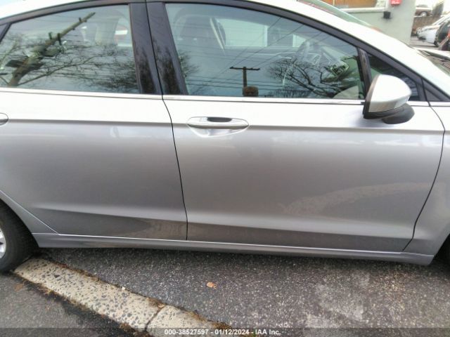 Ford FUSION SE 2020 3FA6P0HD9LR104901 Image 13