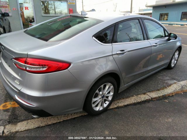 Ford FUSION SE 2020 3FA6P0HD9LR104901 Image 4