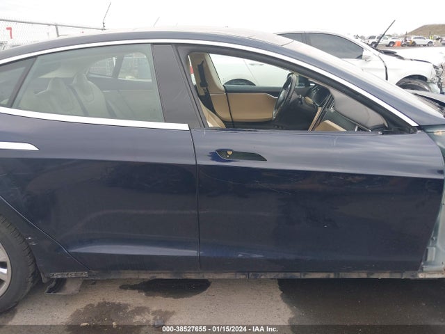 Tesla MODEL S 2014 5YJSA1H15EFP44632 Image 26