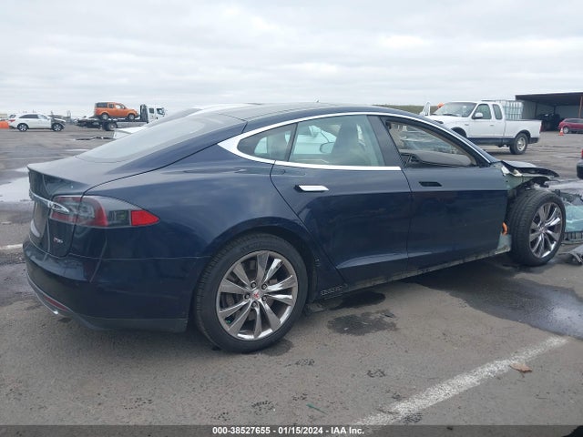 Tesla MODEL S 2014 5YJSA1H15EFP44632 Image 16