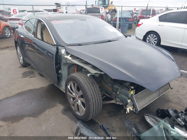 Tesla MODEL S 2014 5YJSA1H15EFP44632 Image 18