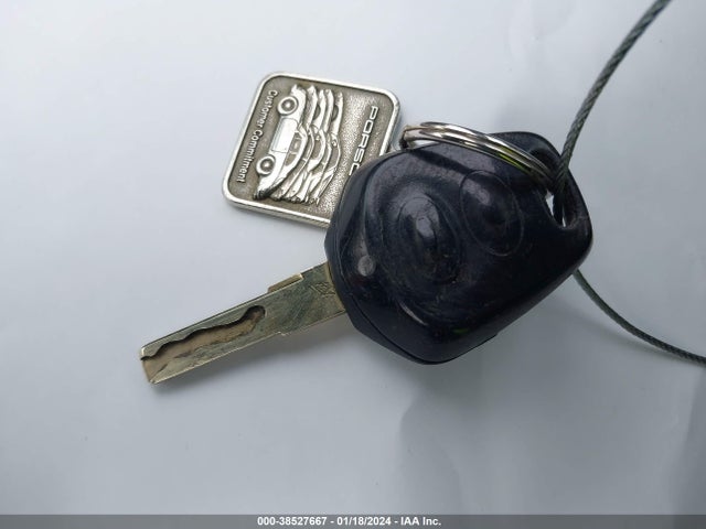 2000 PORSCHE BOXSTER WP0CB2989YU660814 Photo 10