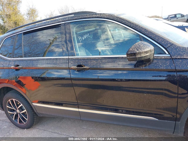 3VV3B7AX2MM100293 Volkswagen TIGUAN