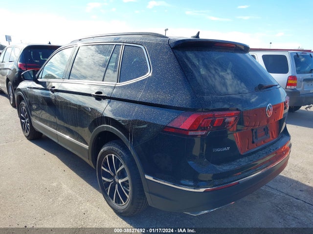 3VV3B7AX2MM100293 Volkswagen TIGUAN