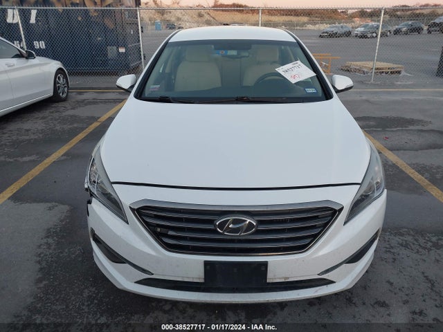 Hyundai SONATA ECO 2016 5NPE24AA6GH420597 Image 12