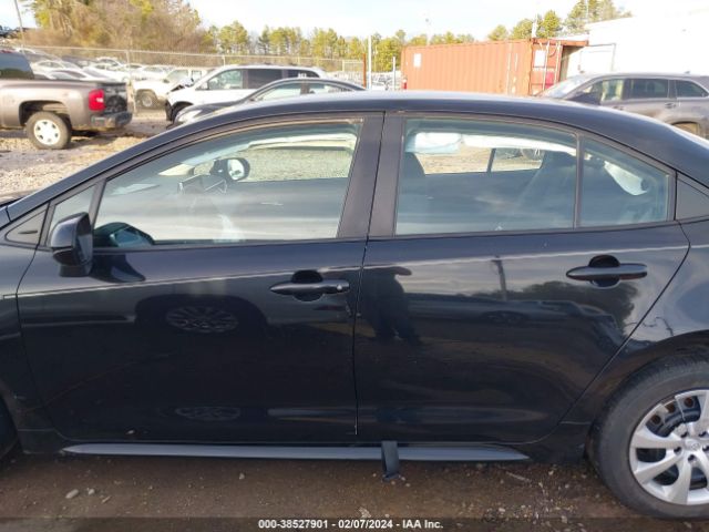 5YFEPMAE6MP178235 Toyota COROLLA LE