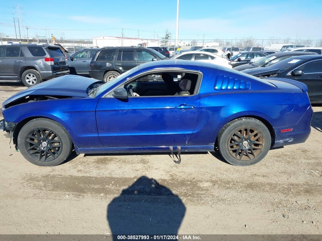 2014 FORD MUSTANG V6 VIN: 1ZVBP8AM0E5249491
