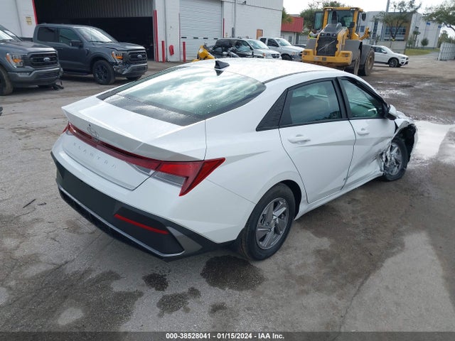 Hyundai ELANTRA SE 2024 KMHLL4DG5RU690901 Image 4