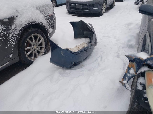 38528258 :رقم المزاد ، 4T1CE38P35U954903 vin ، 2005 Toyota Camry Solara Se مزاد بيع