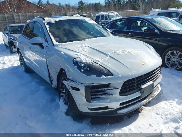 2021 PORSCHE MACAN WP1AA2A57MLB14930 Photo 0