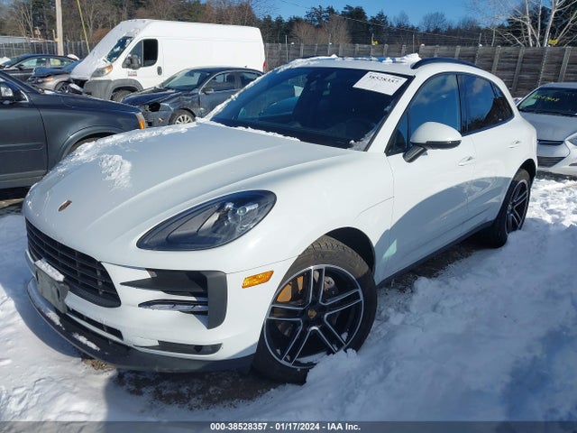 2021 PORSCHE MACAN WP1AA2A57MLB14930 Photo 1