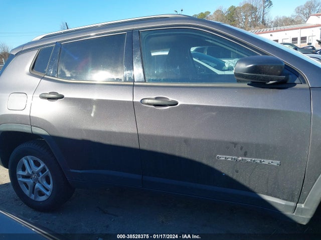 3C4NJDAB9HT607202 Jeep New Compass Sport 4x4