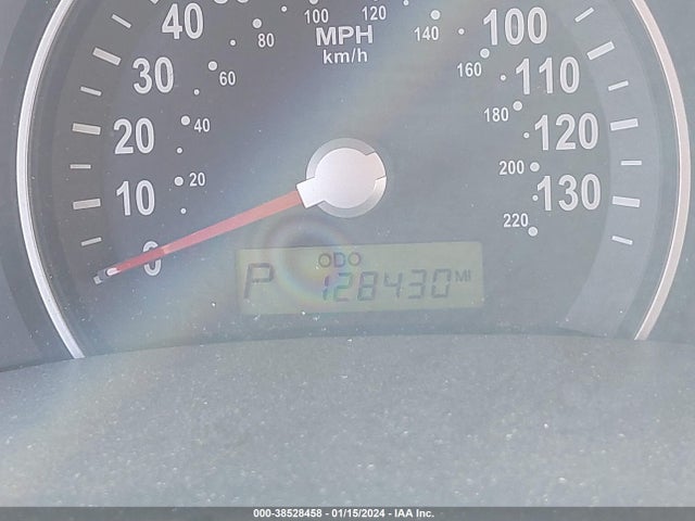 2008 KIA SEDONA LX VIN: KNDMB233986254666