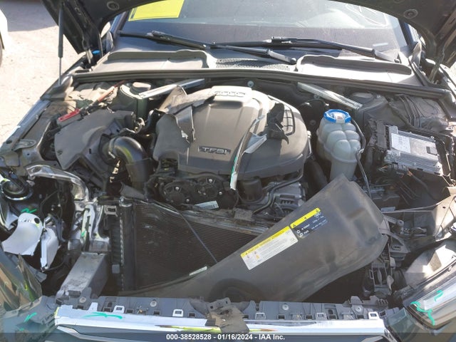 WAUKMAF42JA218303 Audi A4 2.0t Tech Ultra Premium/2.0t Ultra Premium
