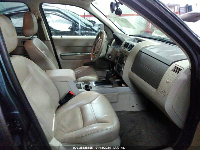 2008 FORD ESCAPE XLT VIN: 1FMCU93158KB90254