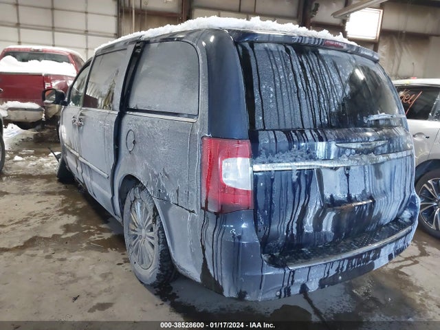 2C4RC1CG9GR175117 Chrysler Town & Country Touring-l Anniversary Edition