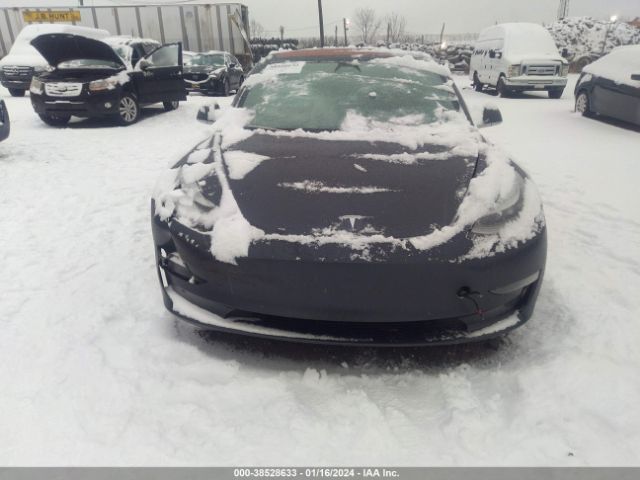 5YJ3E1EBXJF073071 Tesla Model 3 Long Range/performance
