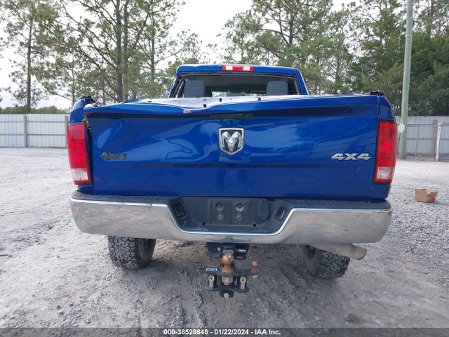 3C6UR5CJ3JG378181 RAM 2500 Tradesman  4x4 6'4 Box
