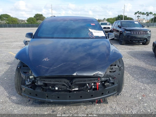 5YJXCBE26JF123400 Tesla Model X 100d/75d/p100d
