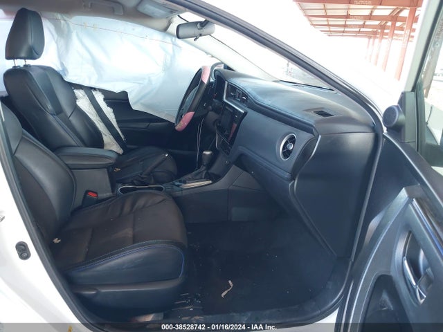 Toyota COROLLA SE 2017 5YFBURHEXHP729268 Image 5