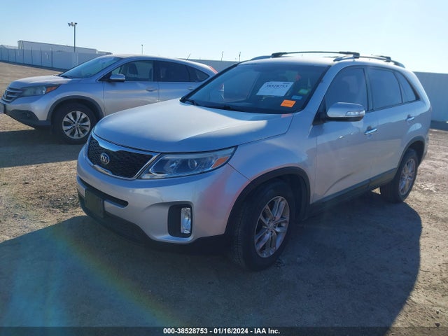 KIA SORENTO LX 2014 5XYKT3A65EG478971 Image 2