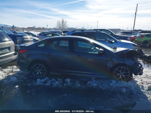 Ford FOCUS SE 2016 1FADP3F26GL209359 Image 13