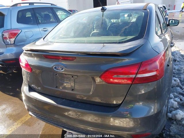 Ford FOCUS SE 2016 1FADP3F26GL209359 Image 16
