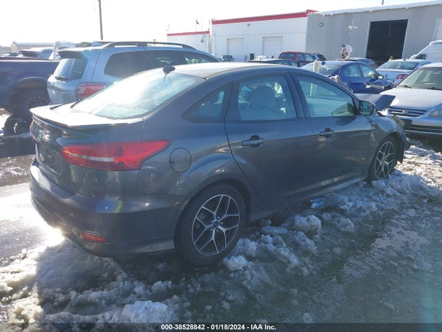 Ford FOCUS SE 2016 1FADP3F26GL209359 Image 4