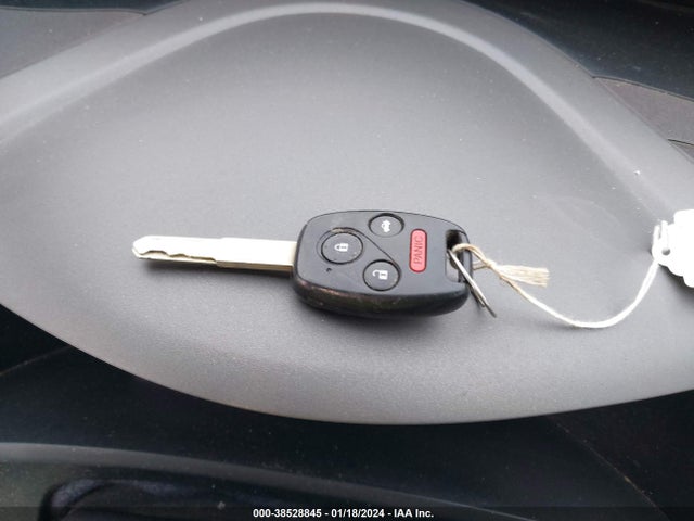 2012 HONDA CIVIC LX VIN: 19XFB2F57CE392117