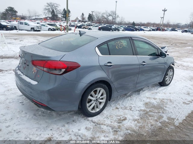 KIA FORTE S 2017 3KPFL4A77HE019314 Image 4