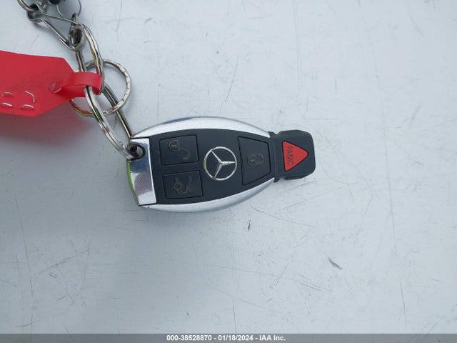 2008 MERCEDES-BENZ C 300 LUXURY/SPORT VIN: WDDGF54X38F180770